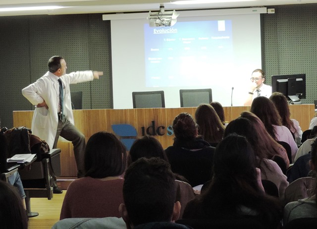 Estudiantes del MUPGS participan en el seminario de Psicopatología del Sagrat Cor